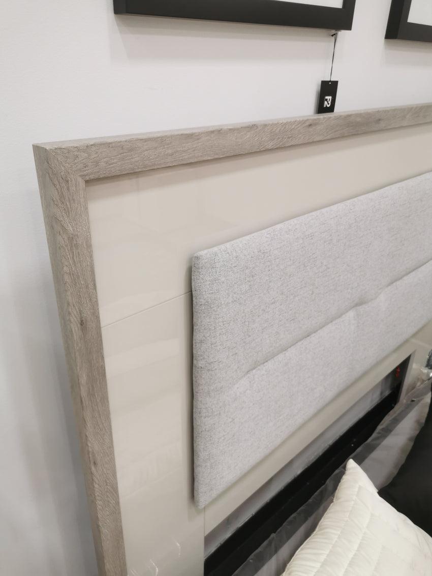 F2 Lia Queen Bed Set