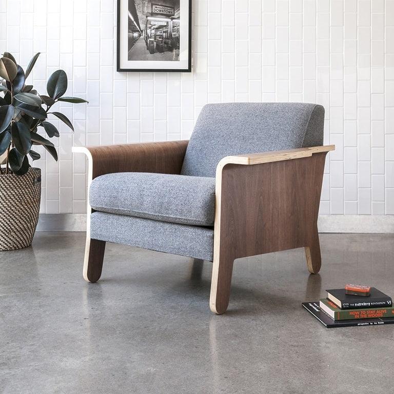 F2 Lodge Chair LIVING