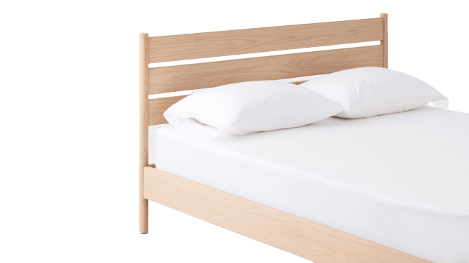 F2 Monarch Bed BEDROOM