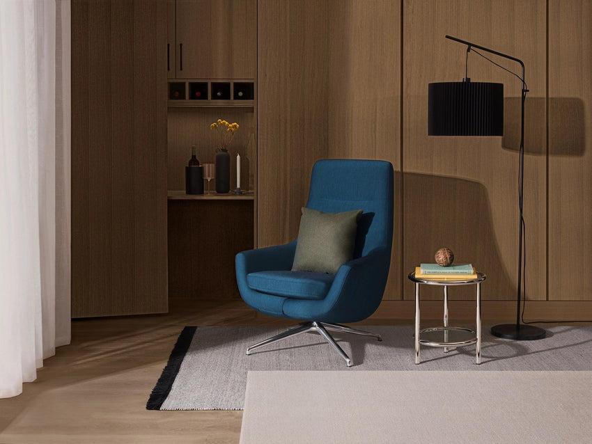 F2 Suite Chair LIVING