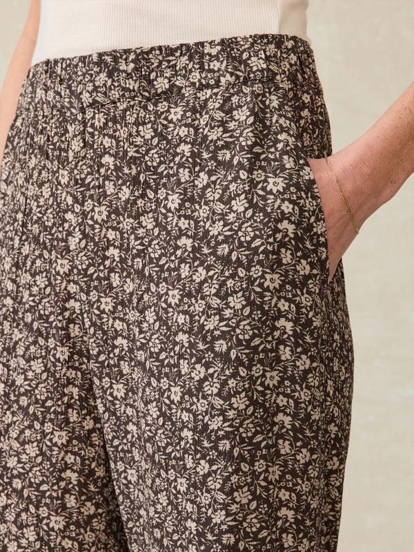 Faherty Cabana Pant - Charcoal Woodstock Floral Women's Bottoms