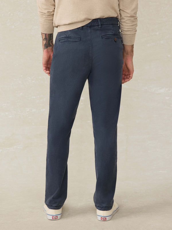 Faherty Coastline Stretch Chino - Blue Nights Men's Bottoms
