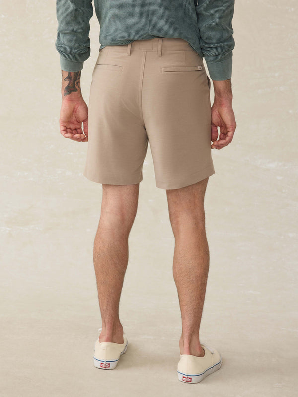 Faherty All Day™ Short 2.0 (7") - Khaki Men's Bottoms