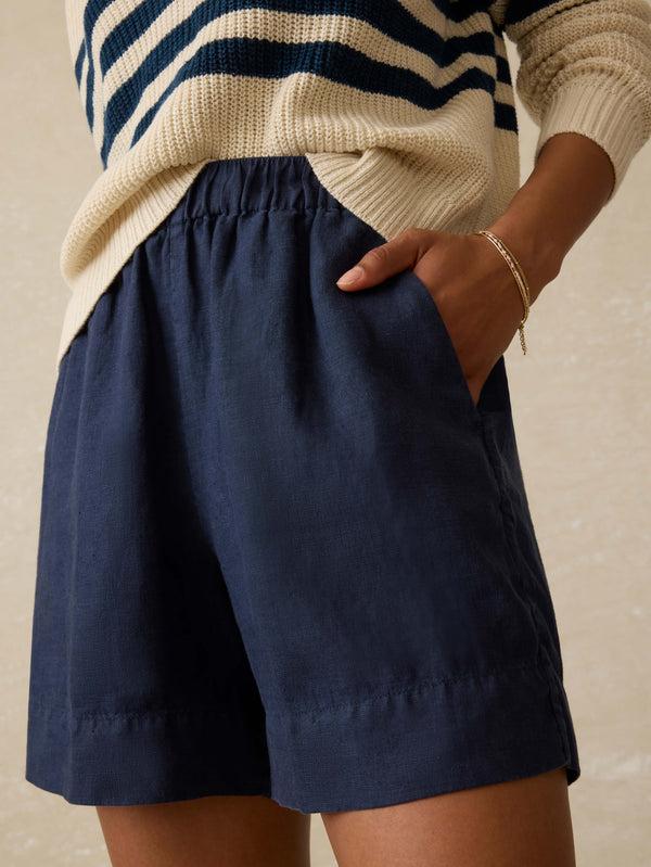 Faherty Laguna Linen Bayview Short - Navy Women's Bottoms