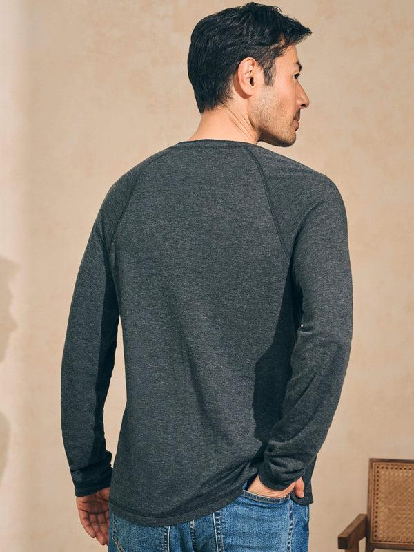Faherty Long-Sleeve Newport Cloud Henley (Tall) - Charcoal Heather Men's Knits