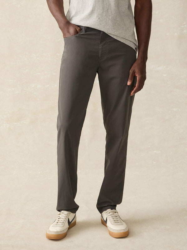 faherty Movement™ 5-Pocket Pant - Graphite Men's Bottoms