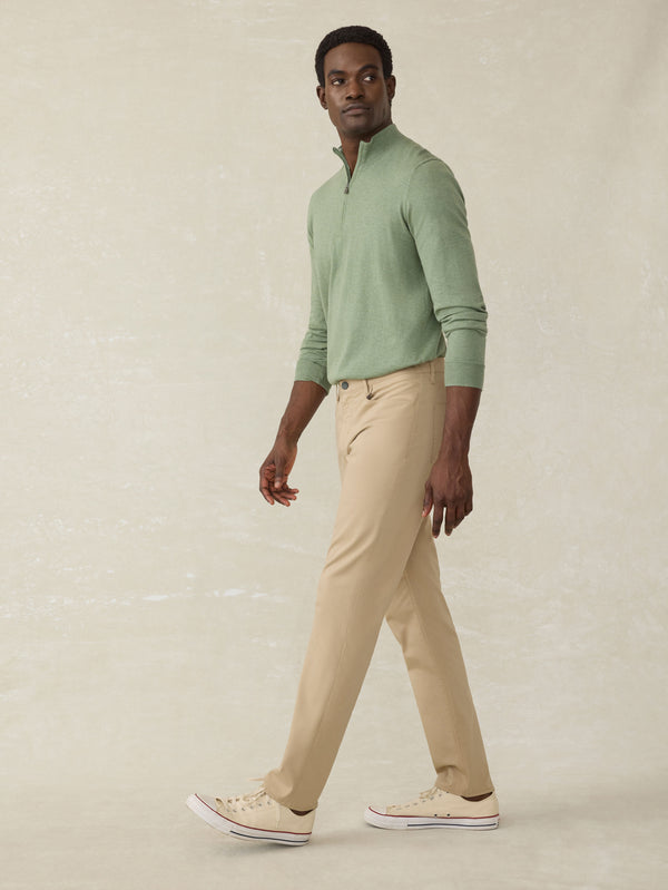 Faherty Movement™ 5-Pocket Pant - Island West Khaki Men's Bottoms