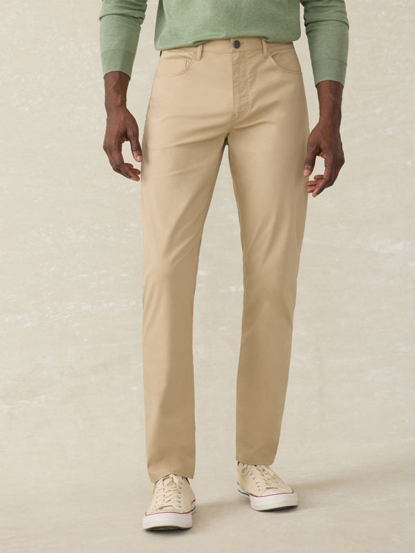 faherty Movement™ 5-Pocket Pant - Island West Khaki Men's Bottoms
