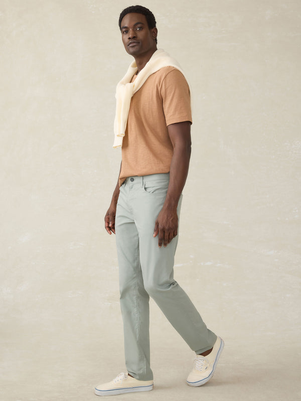 Faherty Movement™ 5-Pocket Pant - Weathered Sage Men's Bottoms