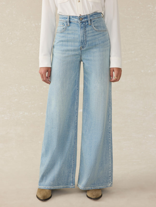 Faherty Saturday Denim Wide Leg - West Cove Wash Women's Bottoms