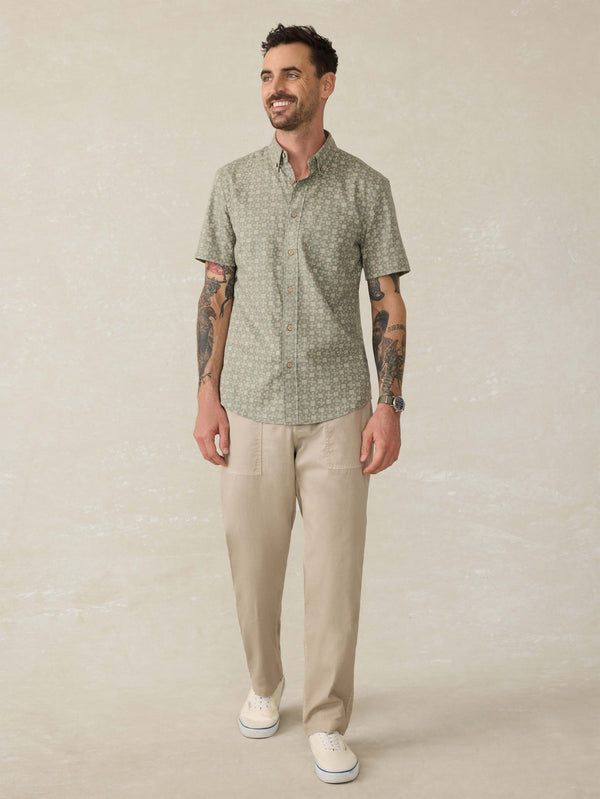 Faherty Short-Sleeve Breeze Shirt - Sundried Sage Emblem Men's Button Ups