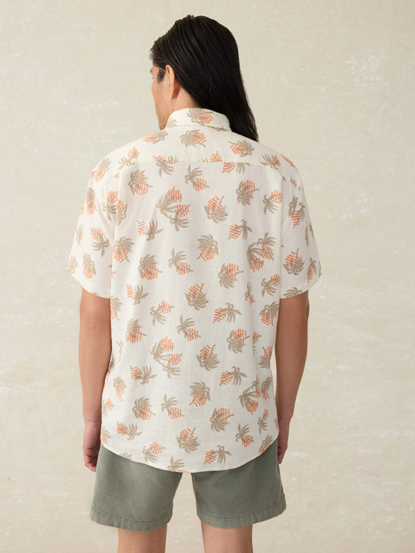 Faherty Short-Sleeve Breeze Shirt - Sunlit Palm & Waves Men's Button Ups