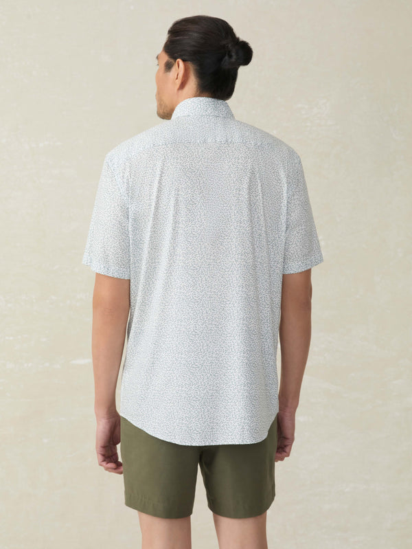 Faherty Short-Sleeve Movement™ Monterey Shirt - Sage Grove Foliage Men's Button Ups
