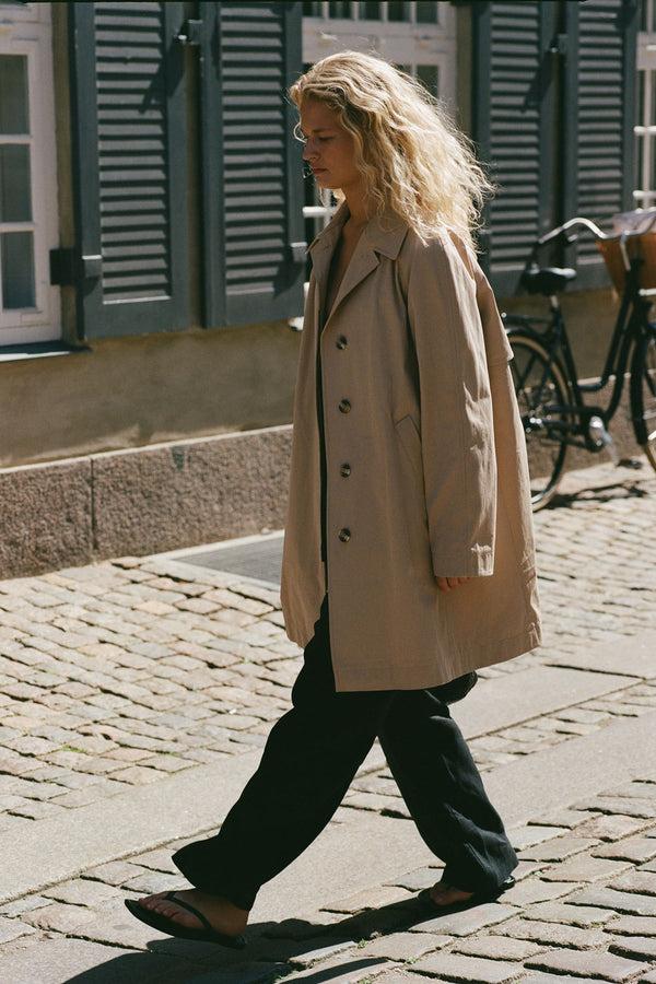 Faithfull The Brand Henrik Coat Fawn