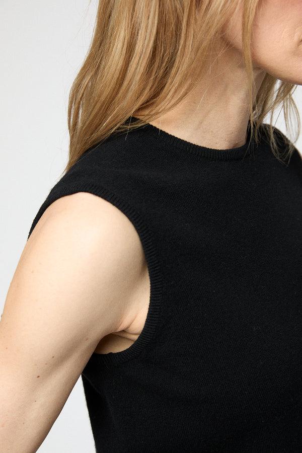 Fall Winter Spring Summer Classic Wool Tank Jet Black