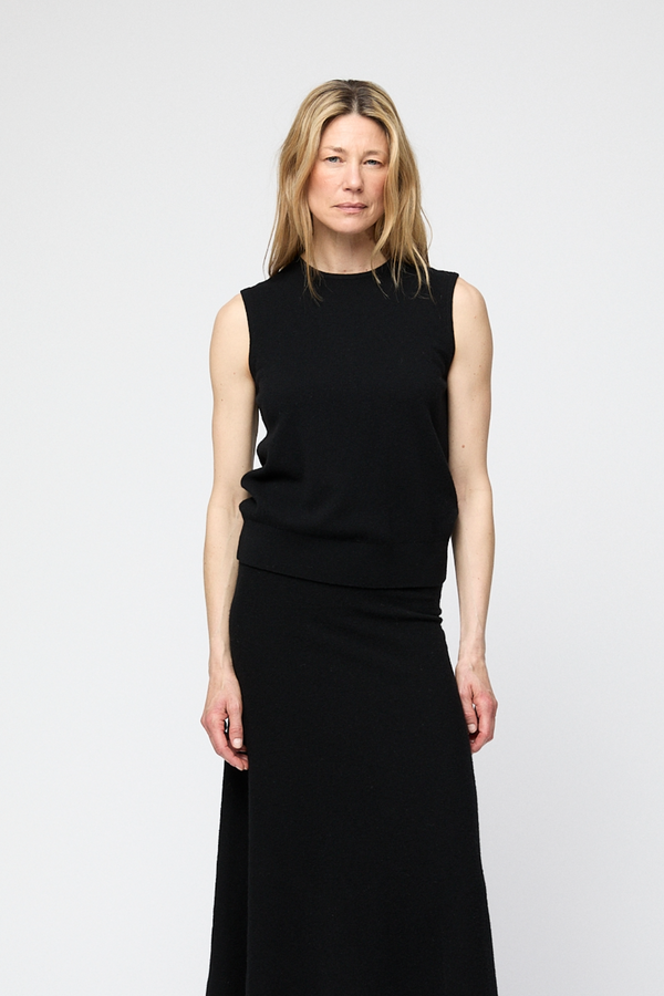fall winter spring summer Classic Wool Tank Jet Black