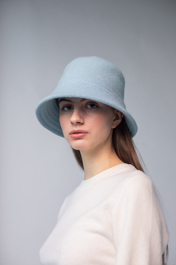 fall winter spring summer Mamsen Blue Light