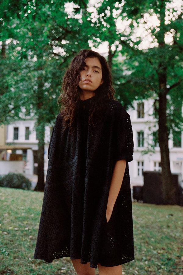 fall winter spring summer Gitte Broderie Anglaise Anthracite Black