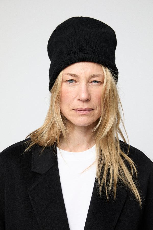 fall winter spring summer Marseille Beanie Jet Black