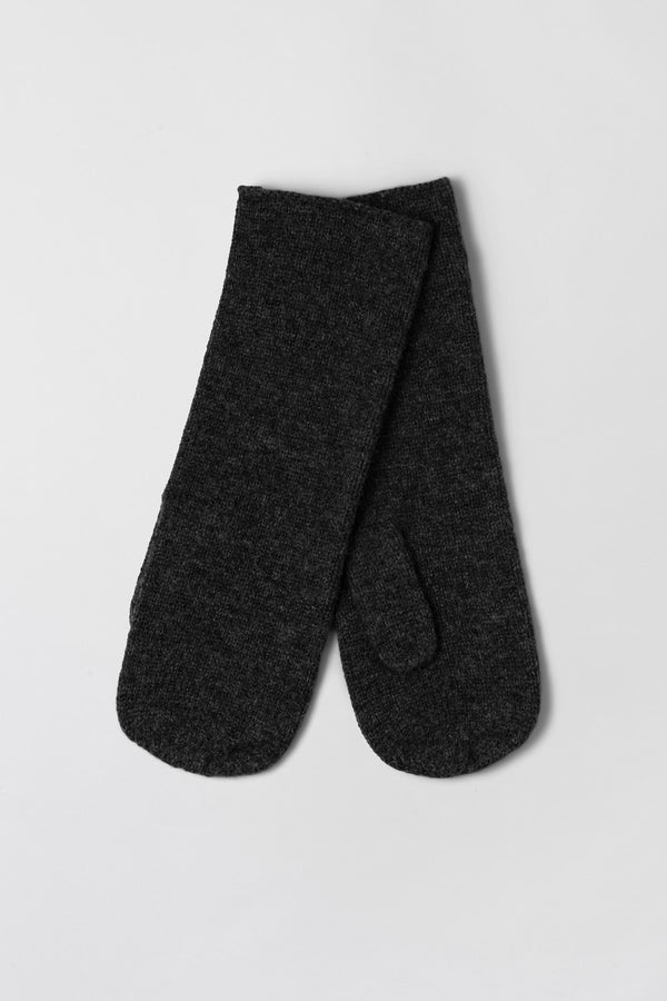 fall winter spring summer Marseille Mittens Graphite