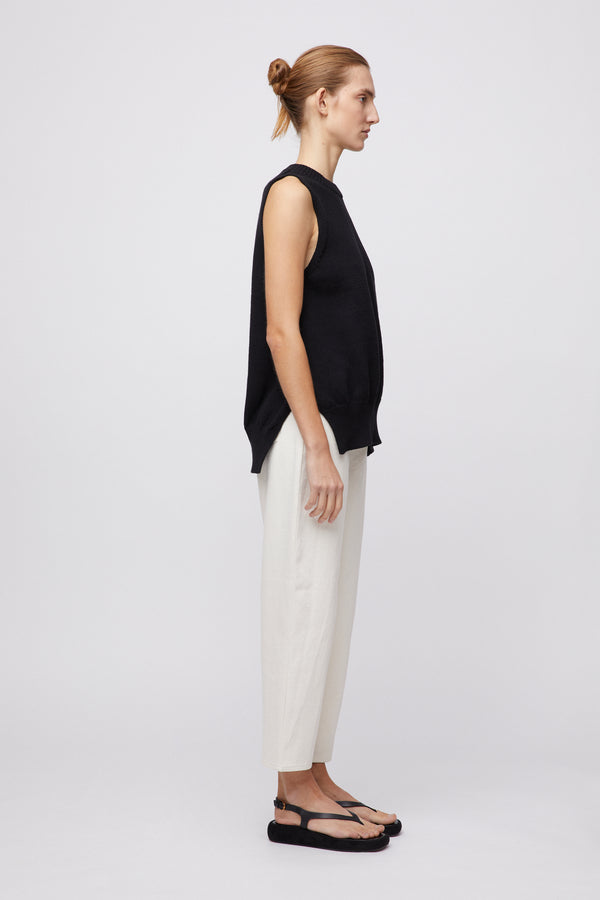 Fall Winter Spring Summer Shade Knitted Tank Jet Black