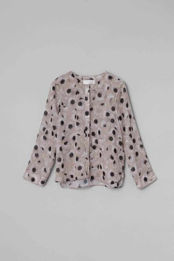 fall winter spring summer Tonoko Blouse Animal Floral Creme