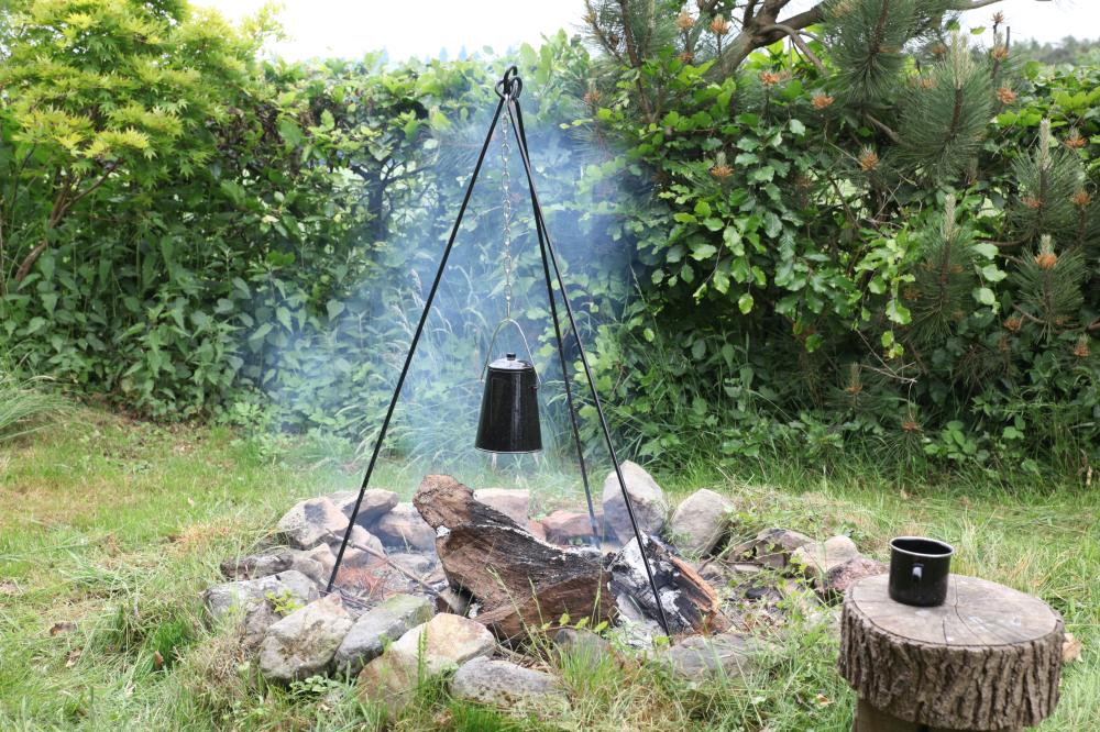 fallen fruits TRIPOD STAND WITH CHAIN