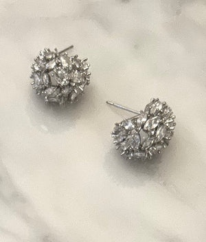 Fallon CLUSTER STONE HUGGIES - GOLD DELICATES