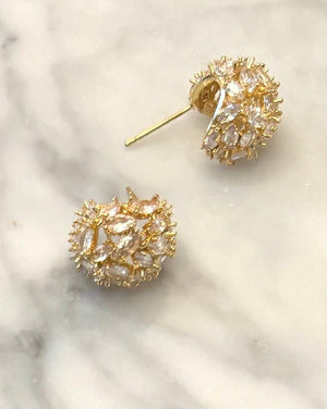 fallon CLUSTER STONE HUGGIES - GOLD DELICATES