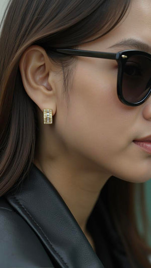 Fallon MINI CHANNEL HUGGIES - Gold