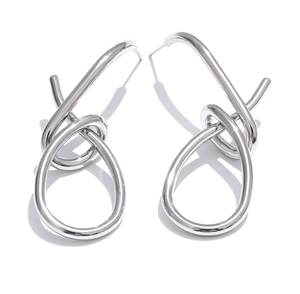 fallon SCULPTURAL TWIST EARRINGS - RHODIUM