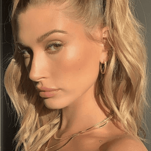 Fallon HAILEY HERRINGBONE CHAIN NECKLACE MEDIUM - RHODIUM