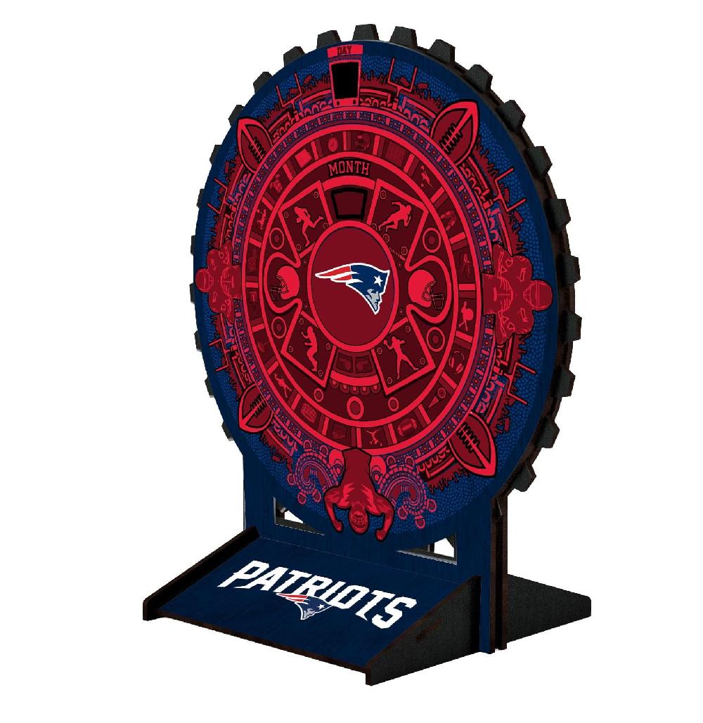 fan creations New England Patriots 8in Circle Desktop Calendar