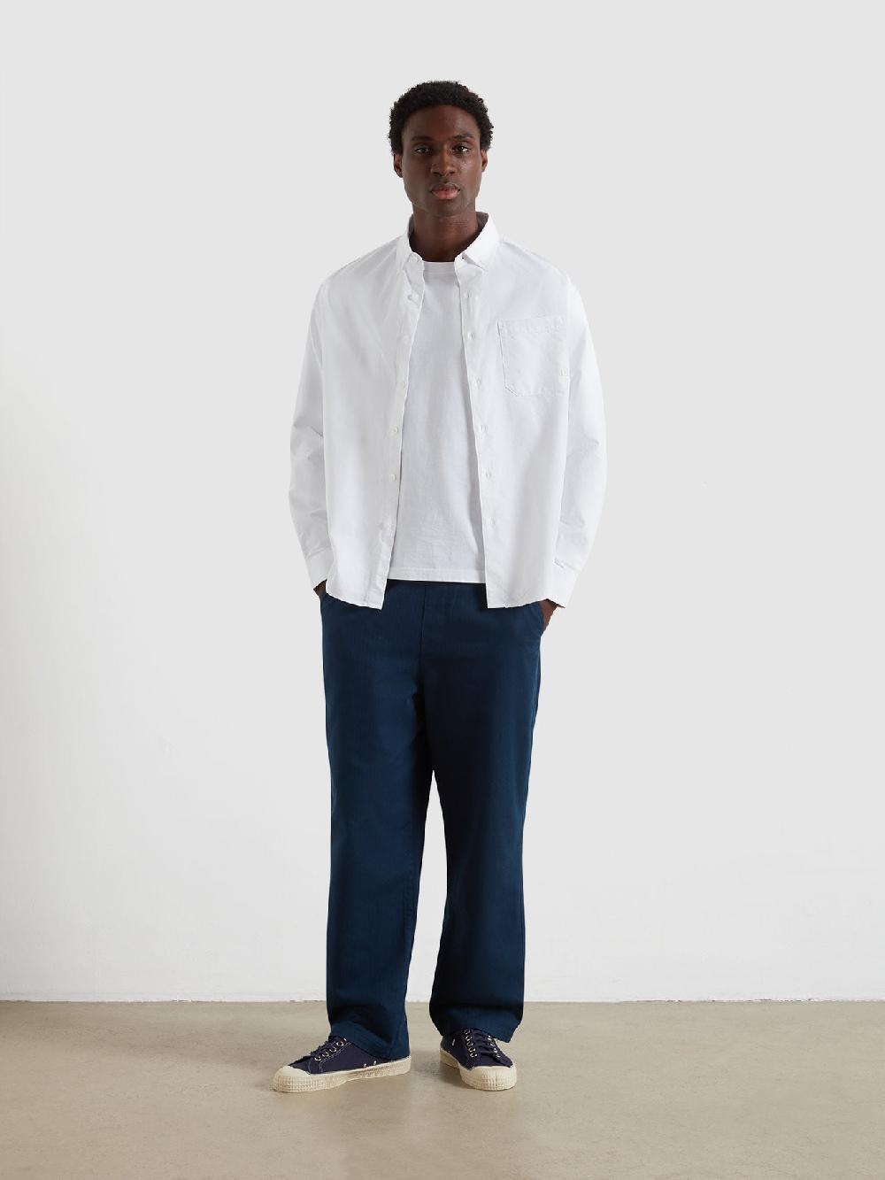 Farah Brewer Box Fit Oxford Shirt In White