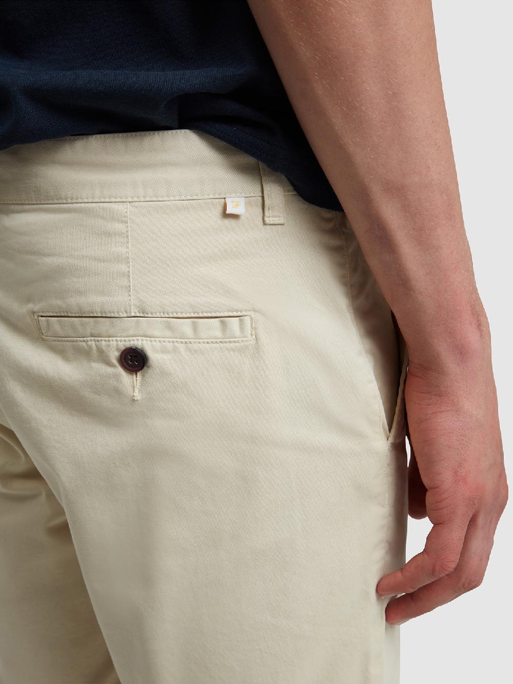 Farah Hawk Fine Twill Shorts In Fog