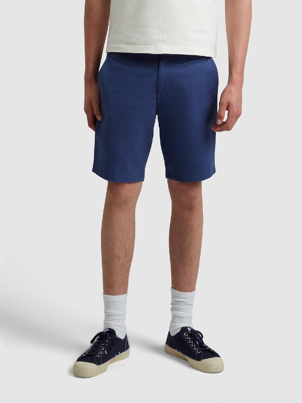 Farah Hawk Fine Twill Shorts In Sigil Blue
