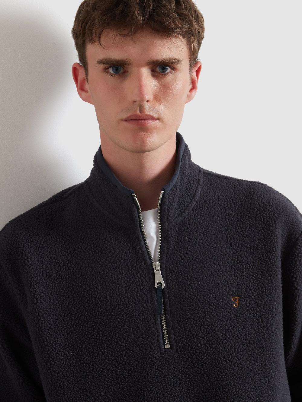 Farah Mews Fleece In True Navy