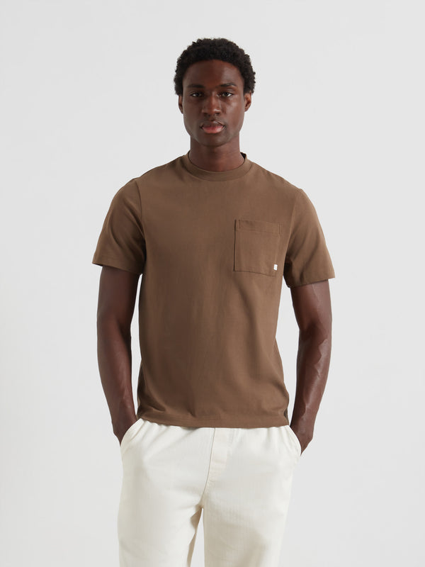 farah Stacy Pocket T-Shirt In Clove Brown