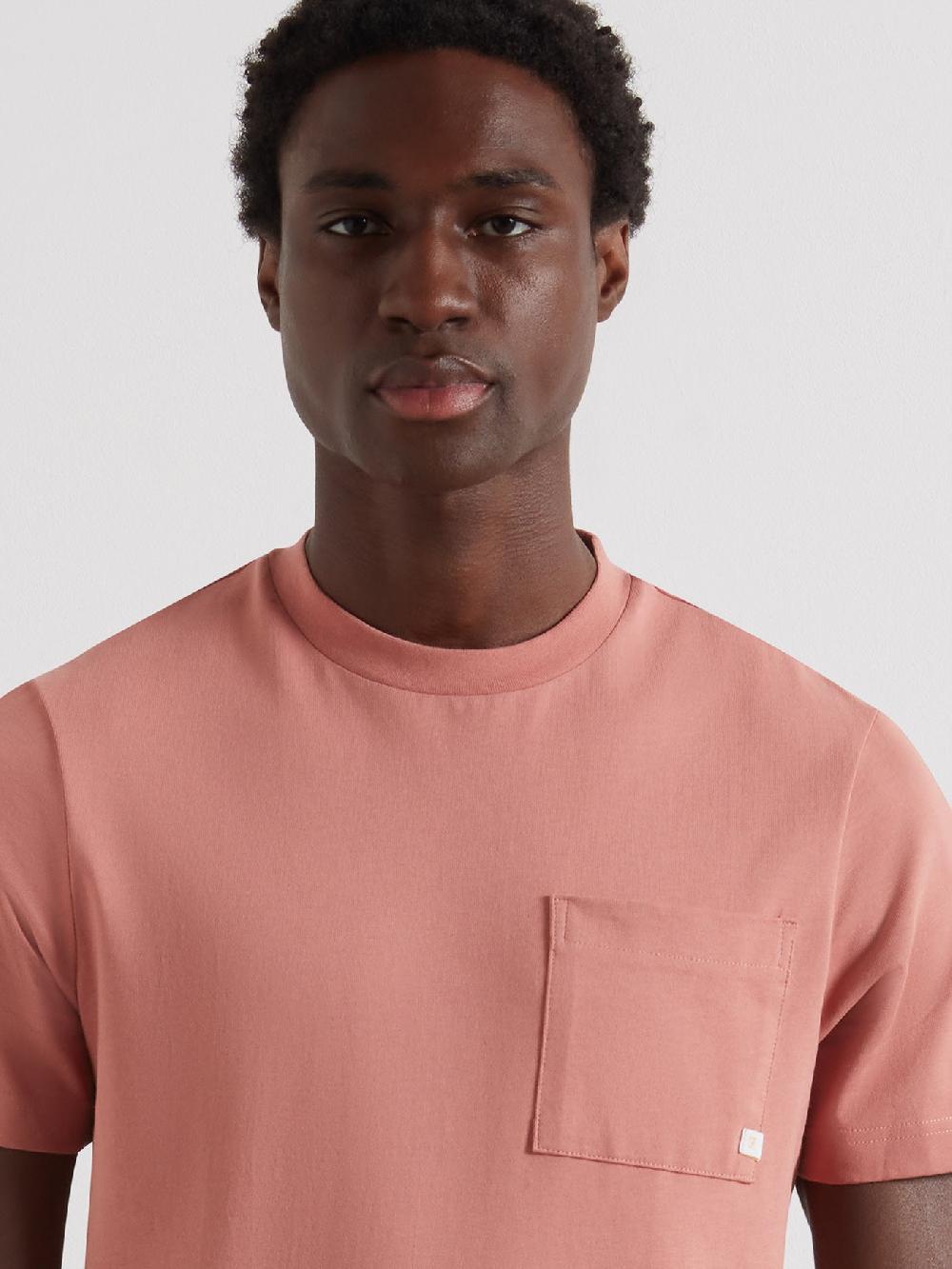 Farah Stacy Pocket T-Shirt In Varsity Pink