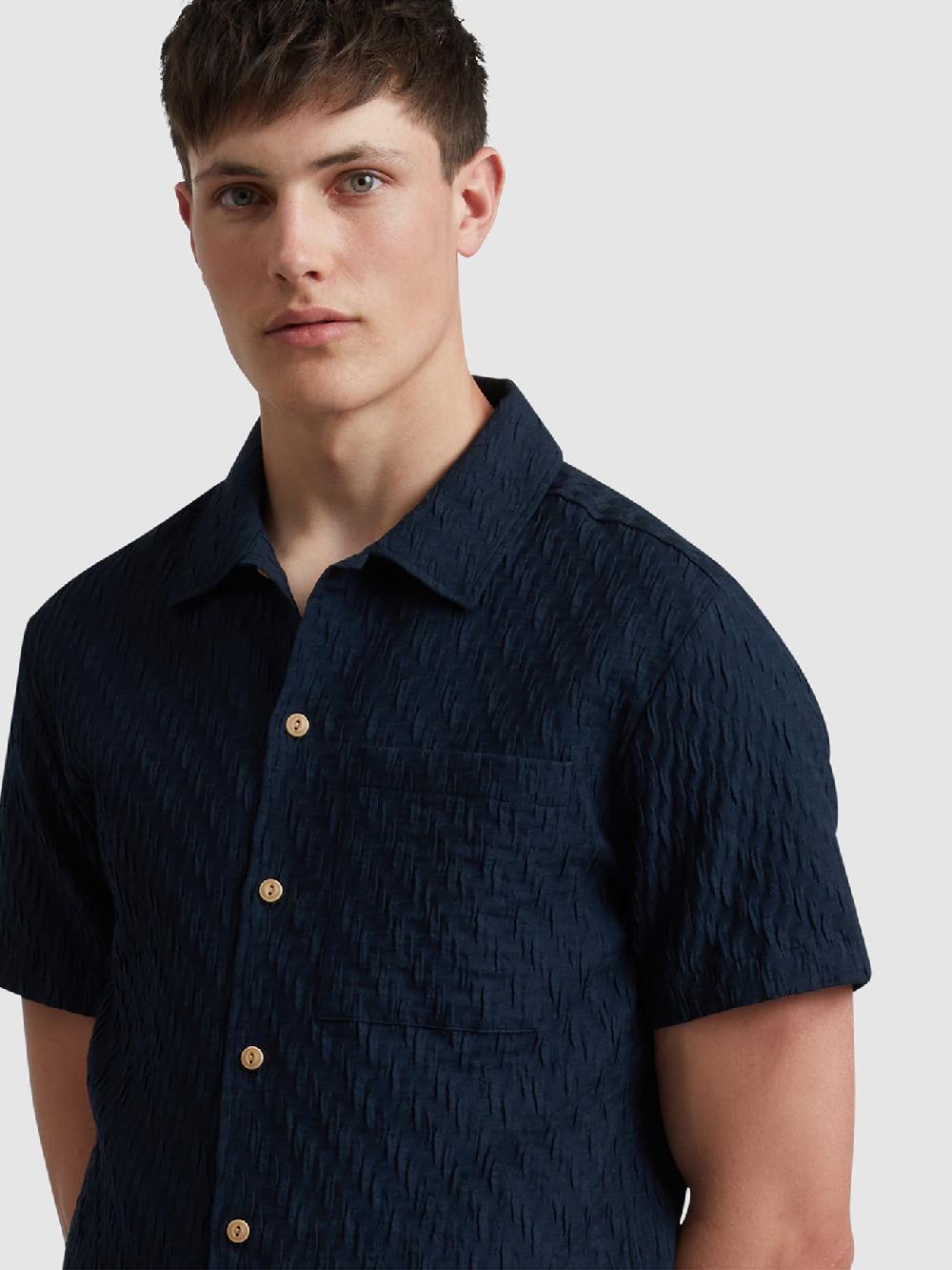 Farah Finn Short Sleeve Textured Shirt In True Navy