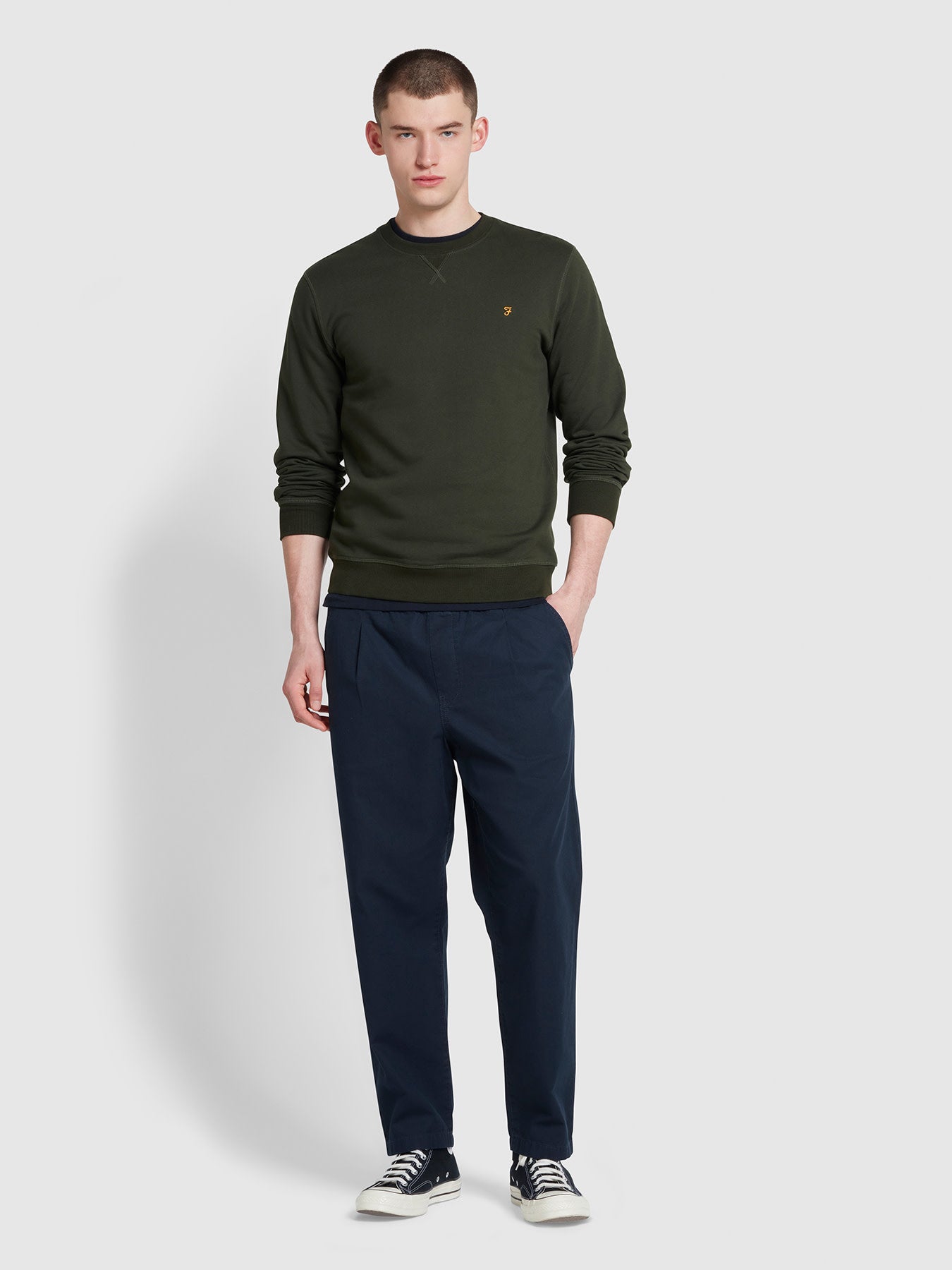 Farah Tim Organic Cotton Crew Neck Sweatshirt In Evergreen