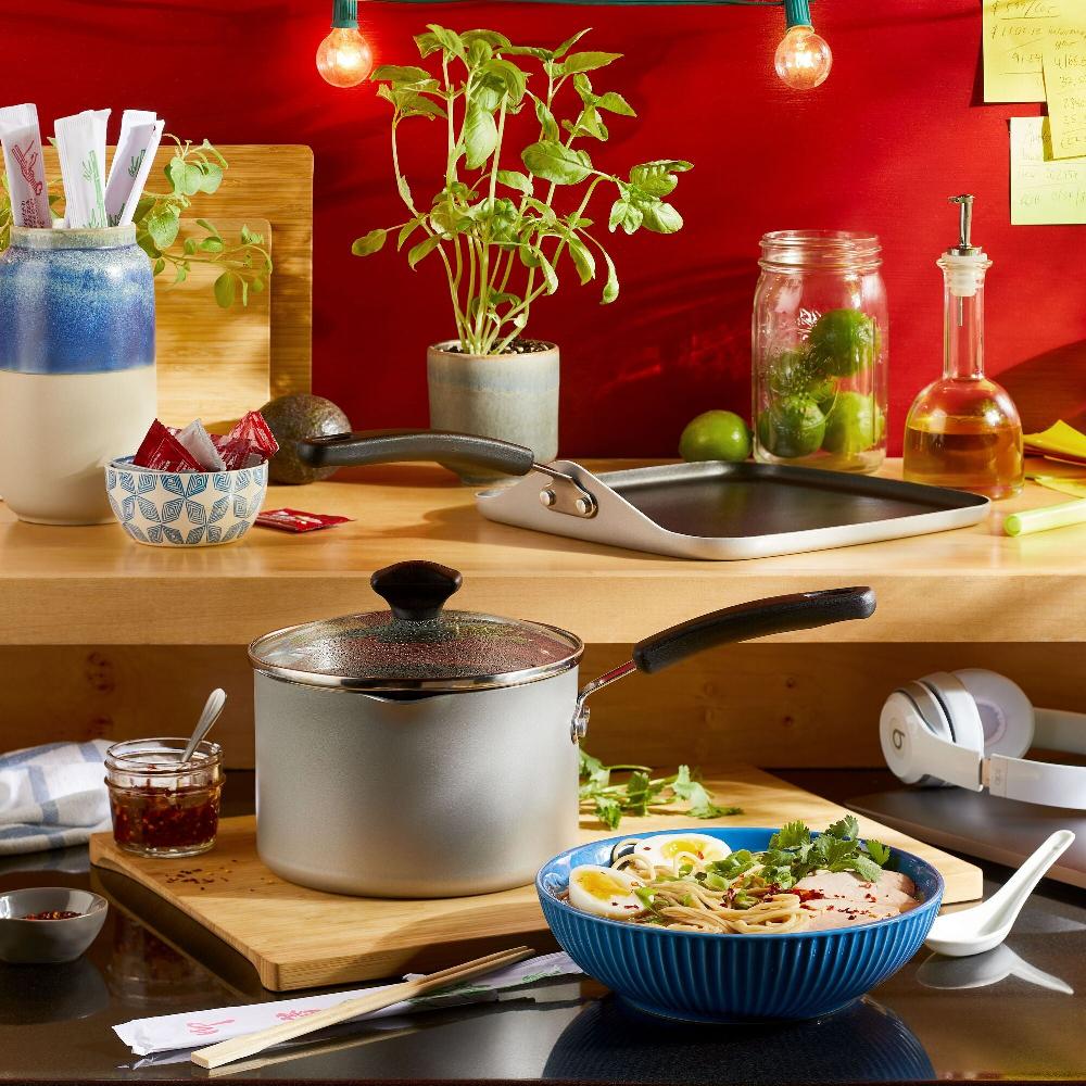 Farberware 2 Piece Dorm Life Basics Bundle With Lid