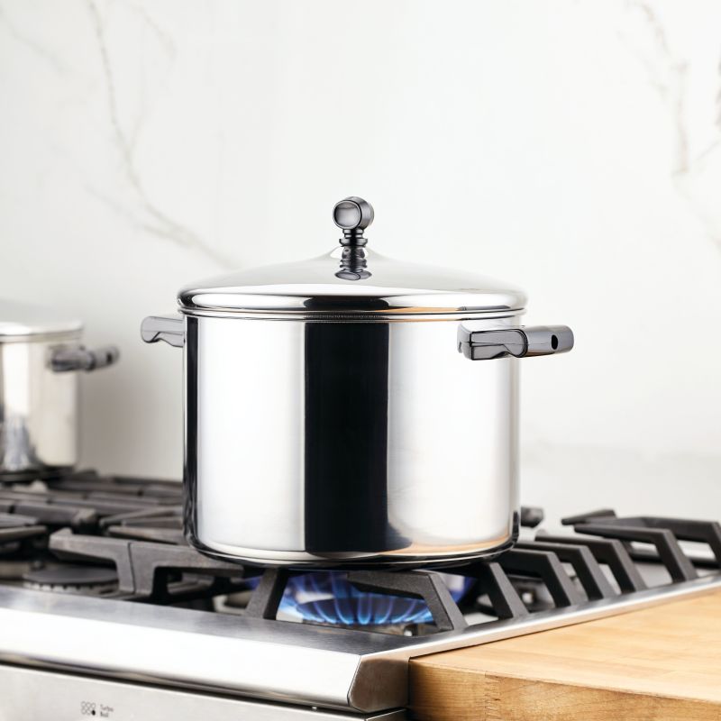 Farberware Classic Series Stainless Steel Stockpot With Lid