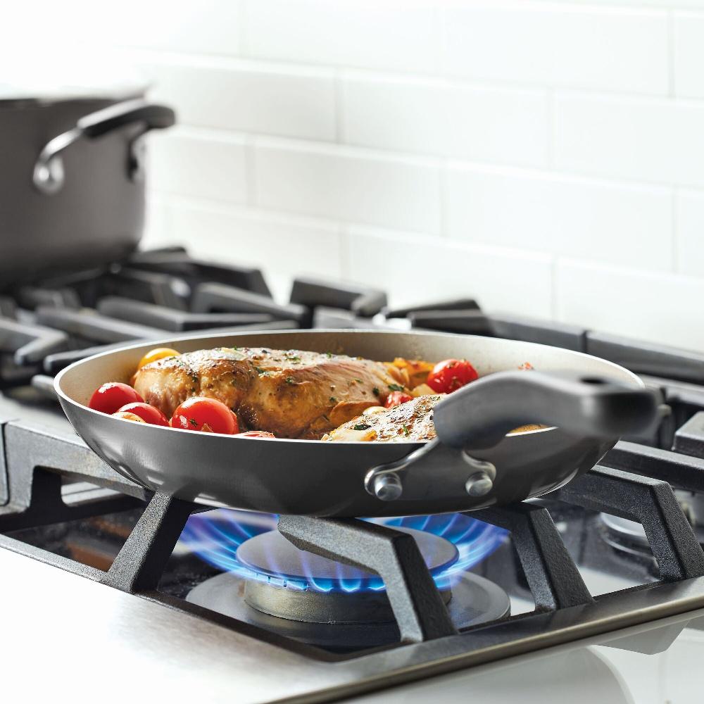 Farberware 11.25-Inch Nonstick Frying Pan