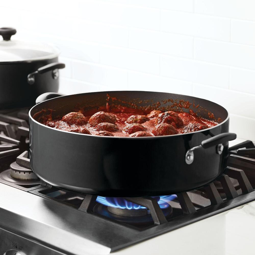 Farberware 14-Inch Nonstick Family Pan