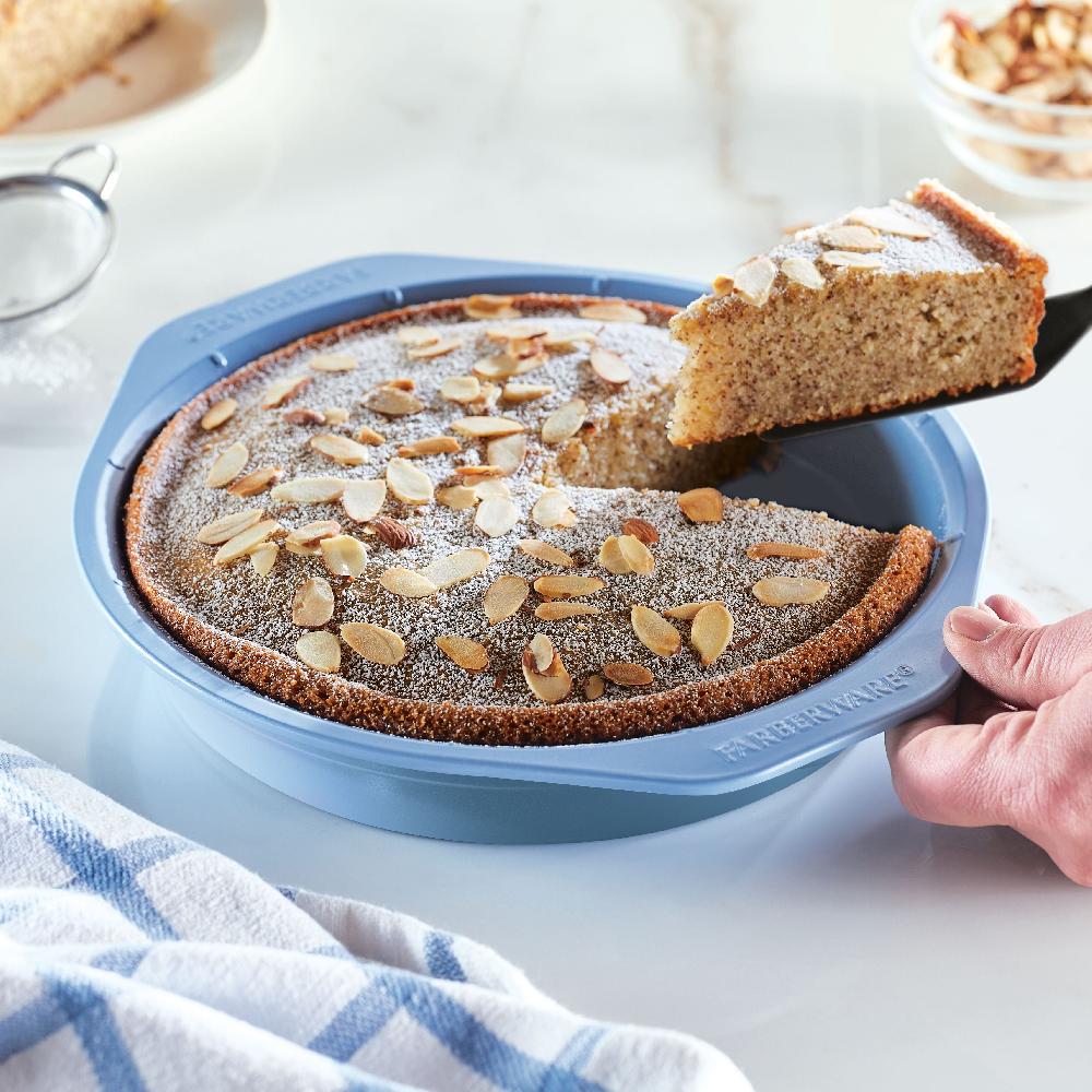 Farberware 9-Inch Round Nonstick Cake Pan