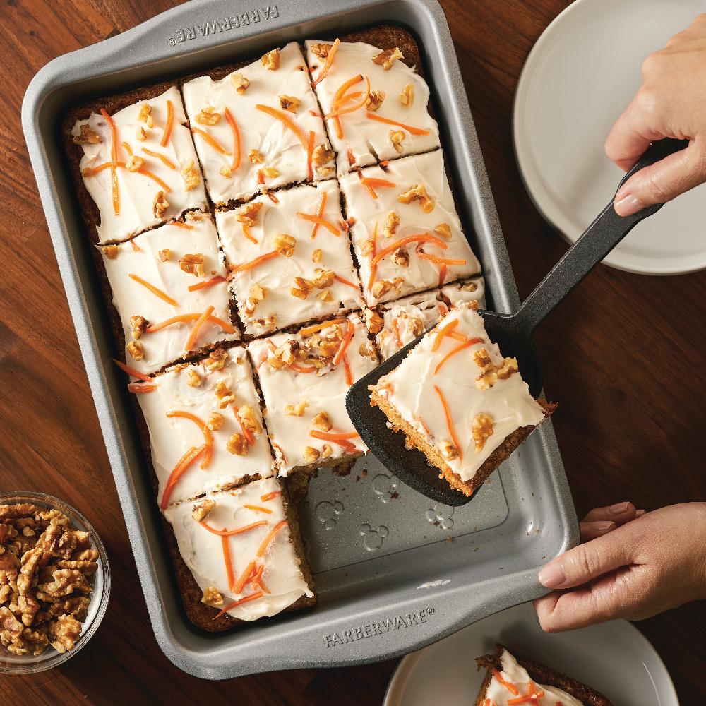 Farberware 9" X 13" Nonstick Cake Pan