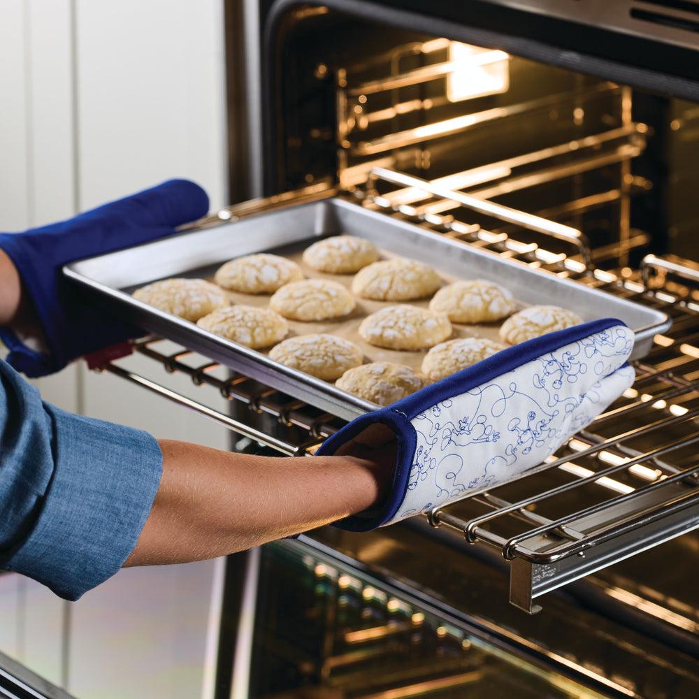 Farberware Bon Voyage 2-Piece Oven Mitt Set