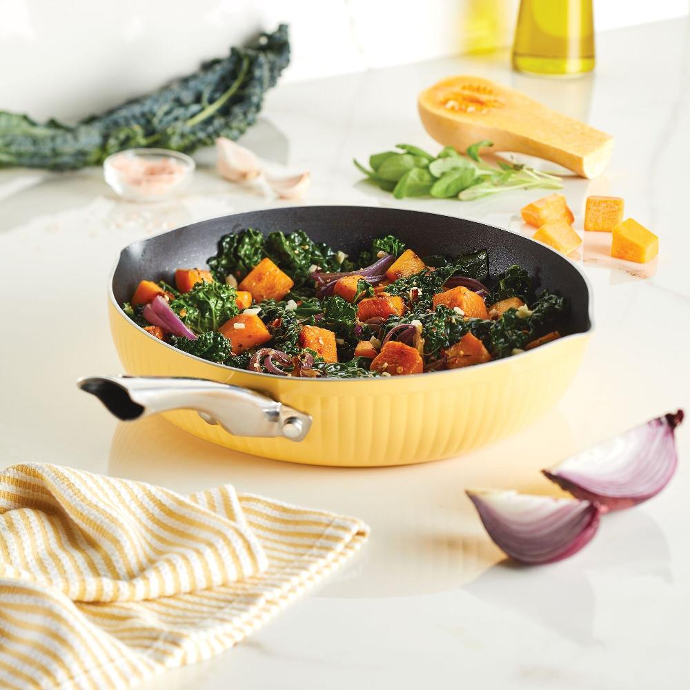 Farberware Style Nonstick Cookware Frying Pan 11.25-Inch