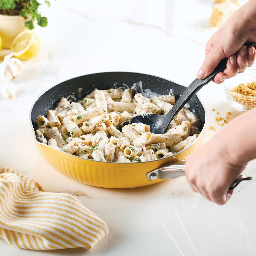 Farberware Style Nonstick Cookware Frying Pan 11.25-Inch